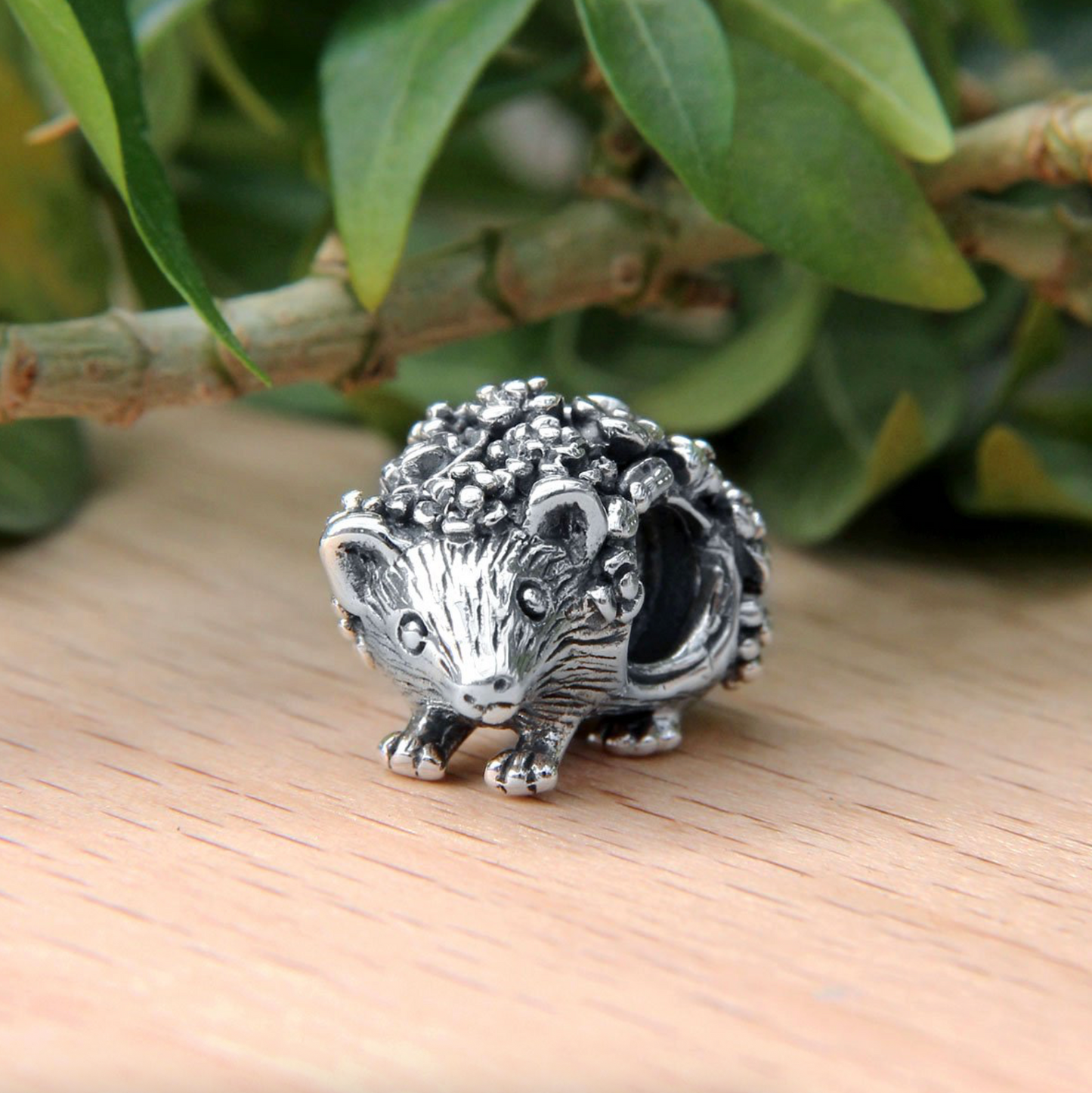 Hedgehog Flower Bead