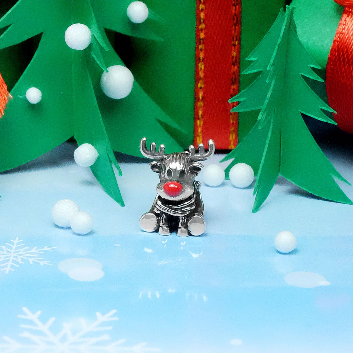 Rudolph bead