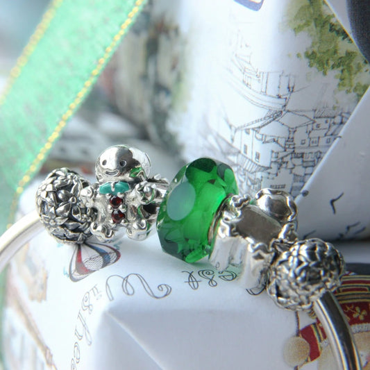 Gingerbread Man Bead